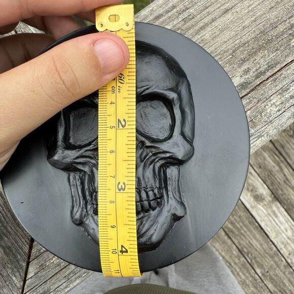 NEW DW Home Halloween Poison Apple Jar Candle 3D Skull Lid 10.3oz - Picture 6 of 6